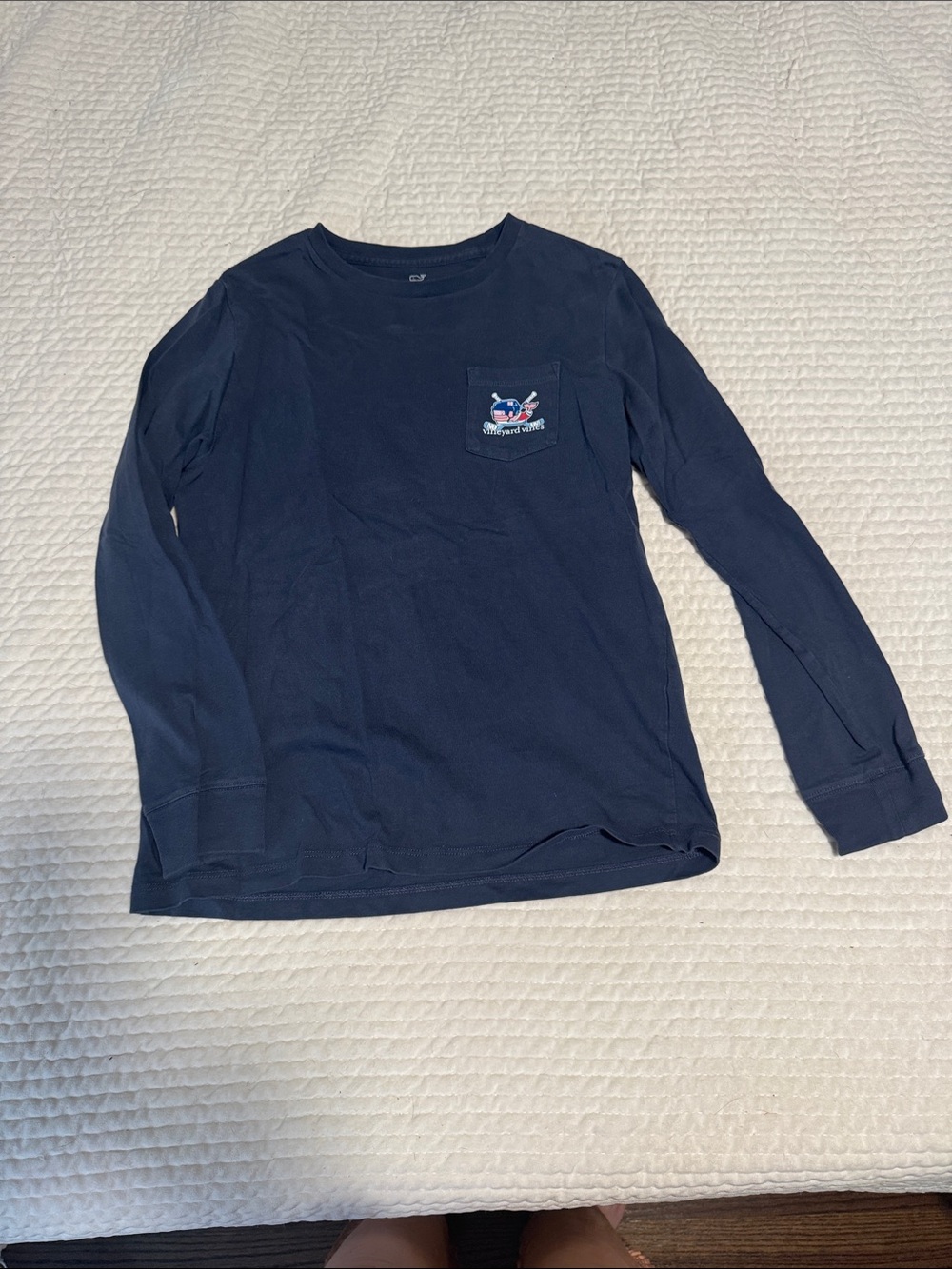 Vineyard Vines Navy Long-Sleeve Pocket Tee with Whale Graphic